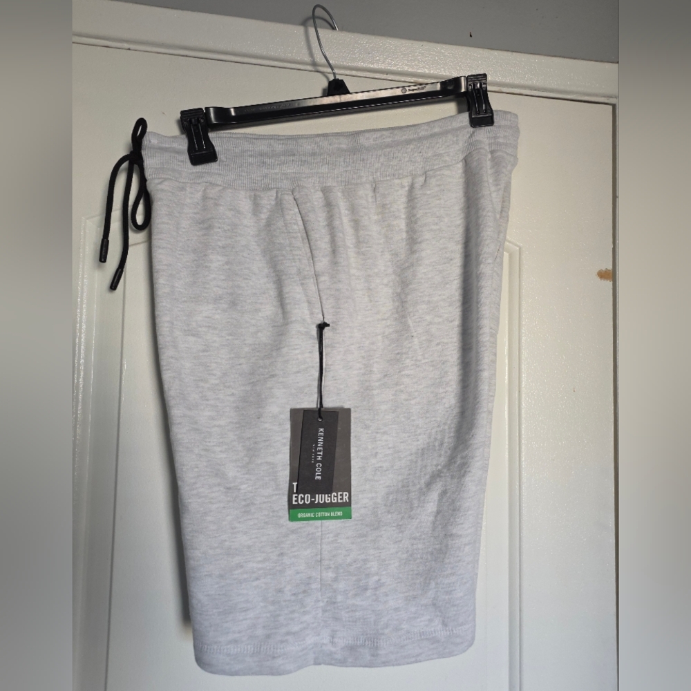 Men's Kenneth Cole Shorts L The Echo Jogger Organic